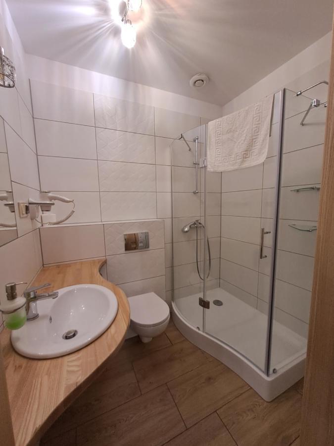 Dworek Staropolski Poznań Extérieur photo