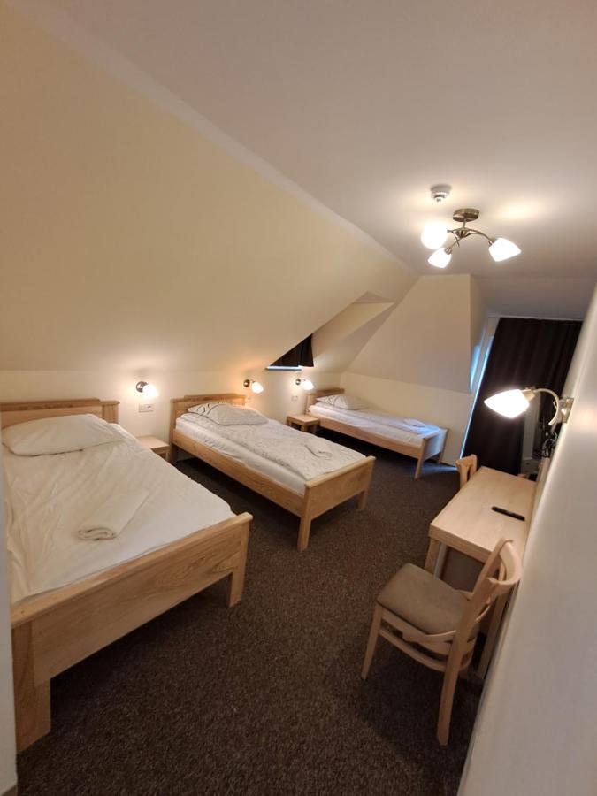 Dworek Staropolski Poznań Extérieur photo