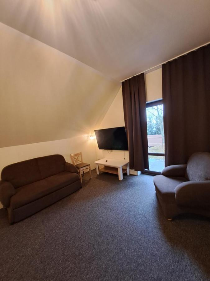Dworek Staropolski Poznań Extérieur photo